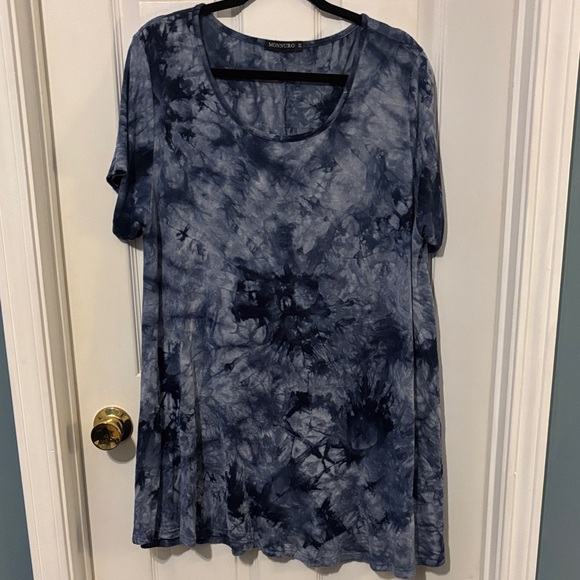 monnuro Tops - Blue Tie-Dye Short Sleeve Women's Top